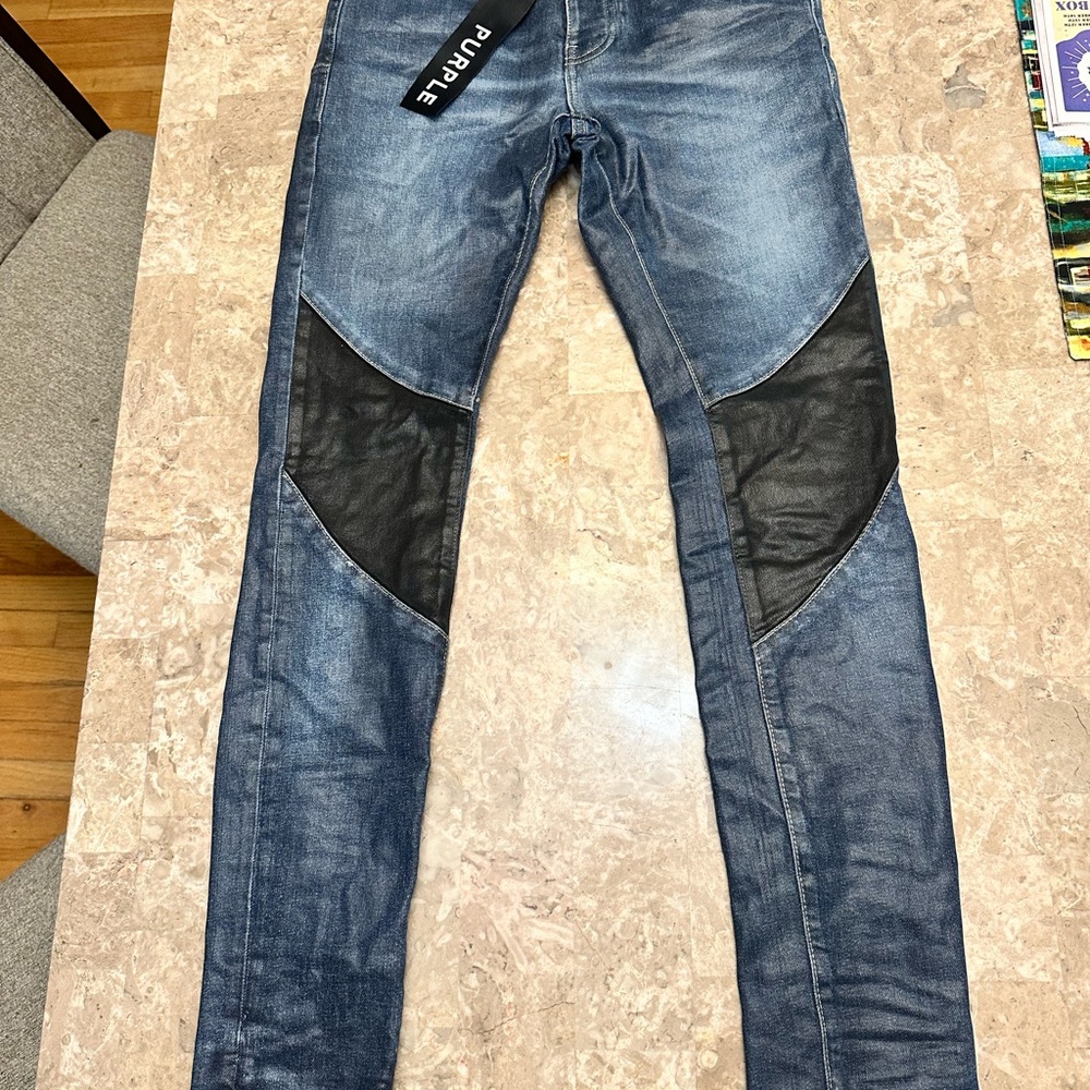 Limited edition (rare find) purple low rise skinny jeans - Picture 6 of 8